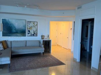 848 Brickell Key Dr