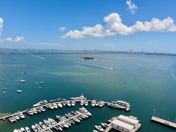 555 NE 15th St 32D, Miami FL 33132