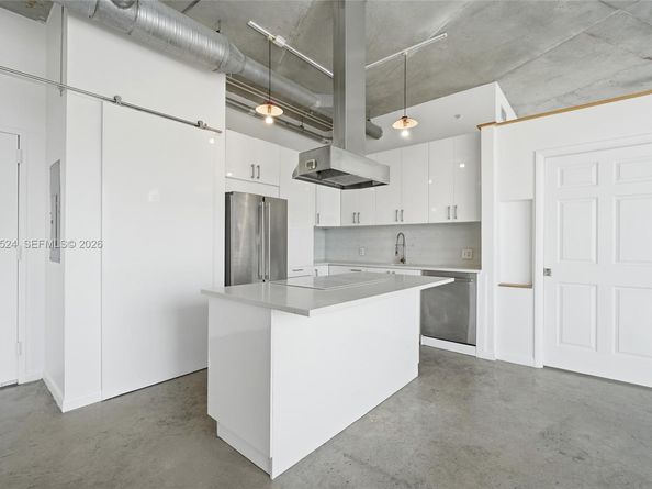 10 SW South River Dr 804, Miami FL 33130