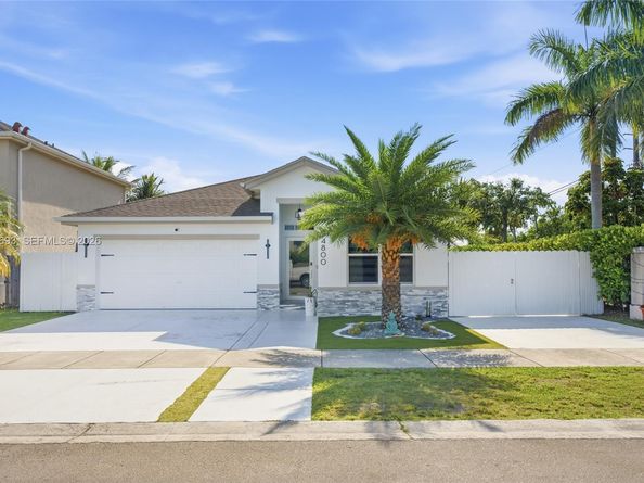 24800 SW 122nd Pl, Homestead FL 33032