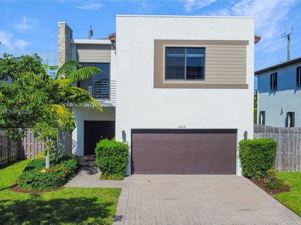 21016 NE 2nd Ct, Miami FL 33179