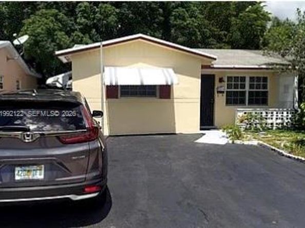 5705 NW 14th St, Lauderhill FL 33313