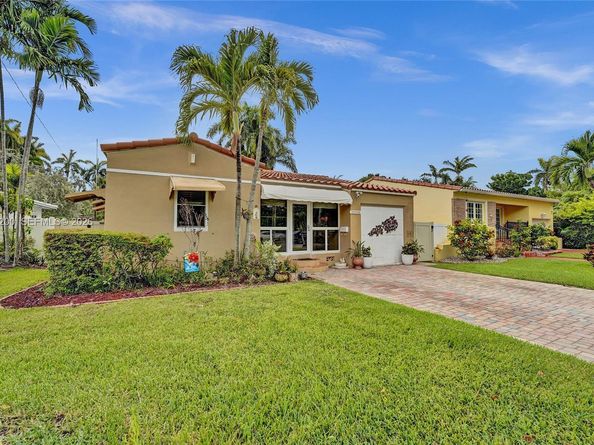 1340 Jackson St, Hollywood FL 33019