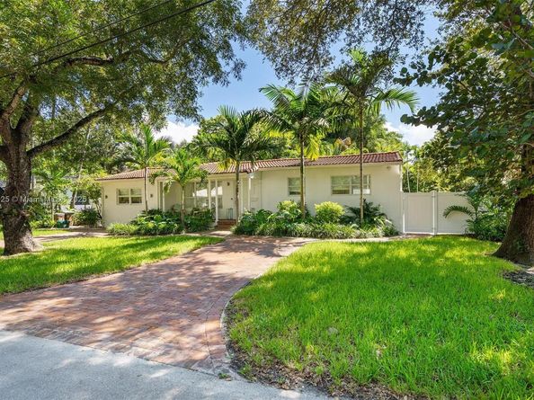 9357 NE 9th Pl, Miami Shores FL 33138