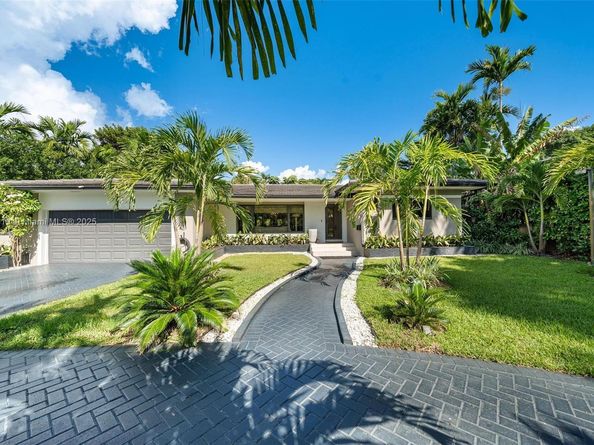 1043 NE 98th St, Miami Shores FL 33138