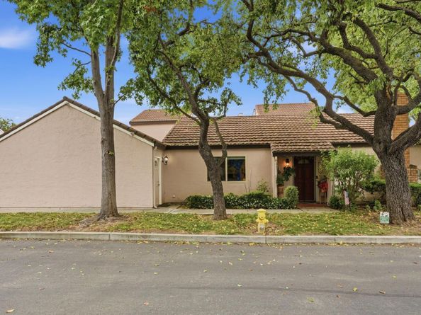 2524 Roblar Lane, Santa Clara CA 95051