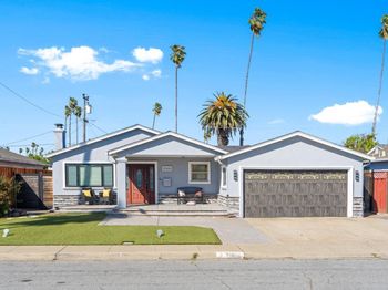 39666 Whitecap Way
