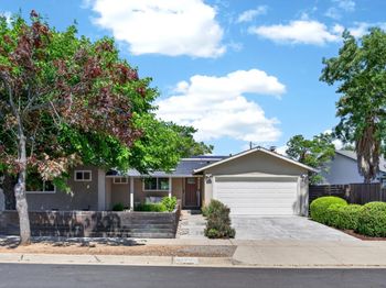 2393 Stratford Drive