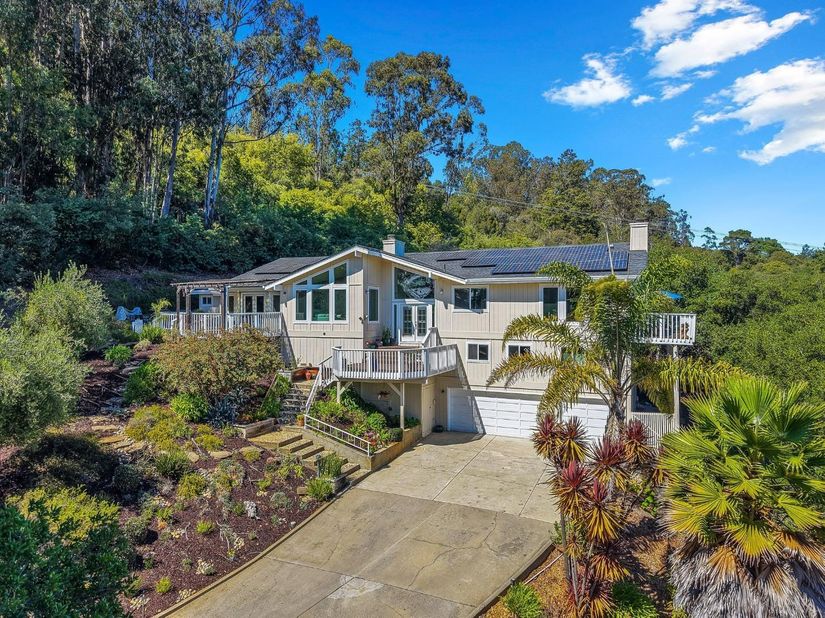 200 Marthas Way, Aptos CA 95003