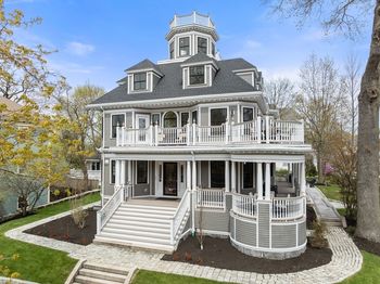 38 Spring Park Avenue