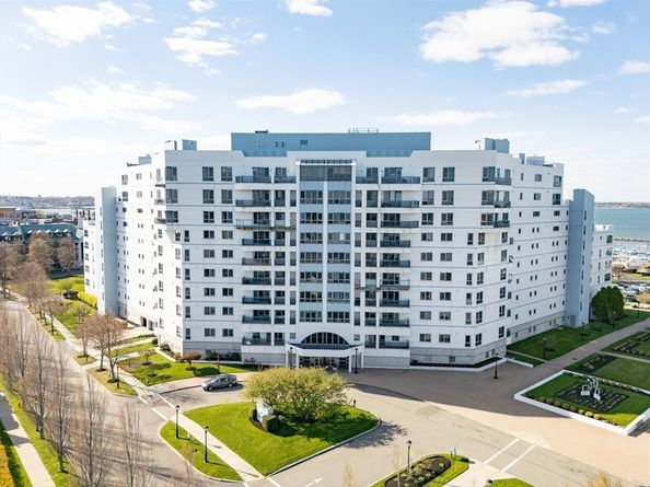 2001 Marina Dr 312, Quincy MA 02171