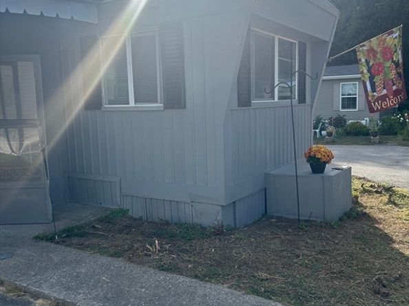 1237 Central 15, Leominster MA 01453