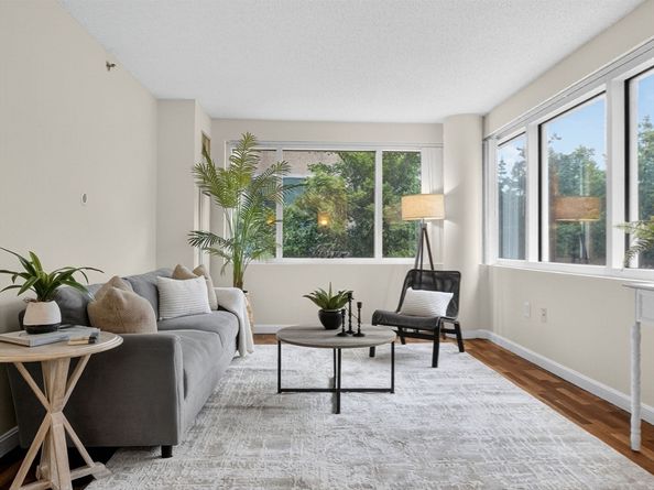 8-12 Museum Way 222, Cambridge MA 02141