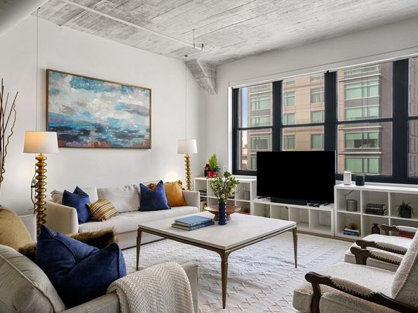 437 D St 7F, Boston MA 02210