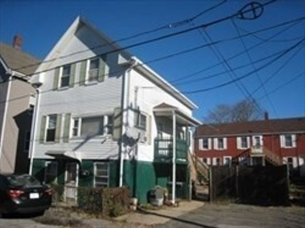 113 Pleasant St, Gloucester MA 01930