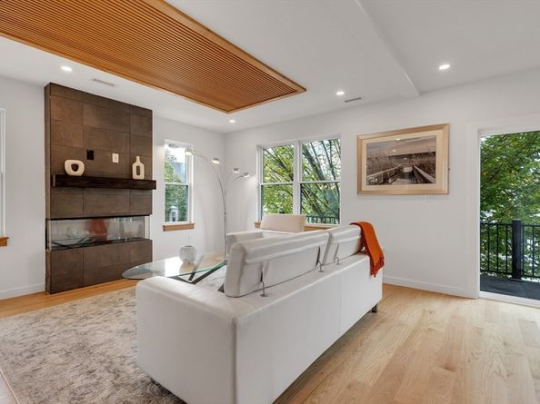 69 Boston Ave 69, Somerville MA 02144