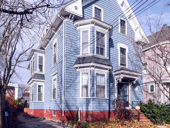 7 Forrester St, Salem MA 01970