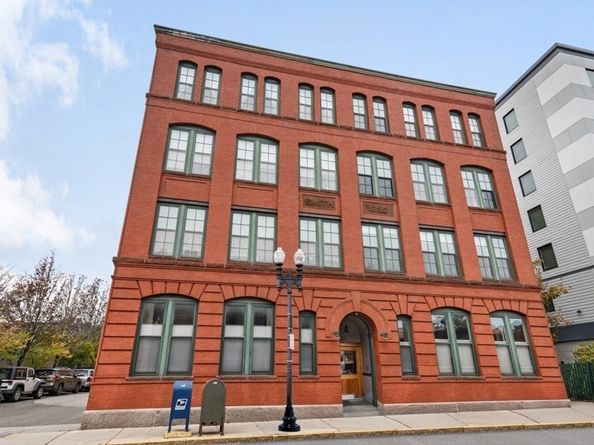 589 Essex St 102, Lynn MA 01901