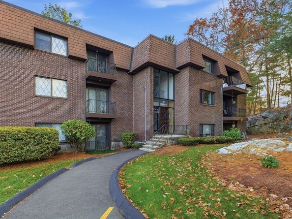 9 Thomas St. C11, Saugus MA 01906