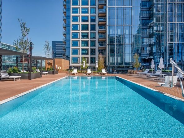 133 Seaport Blvd 2017, Boston MA 02210