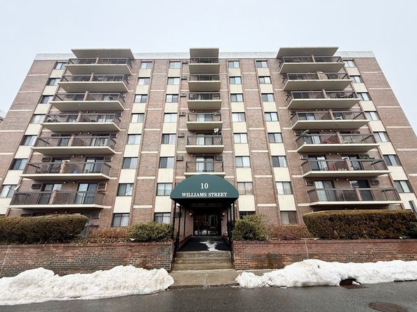 10 Williams St 34, Watertown MA 02472