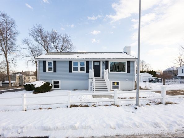 20 Caroline Ave, Ipswich MA 01938