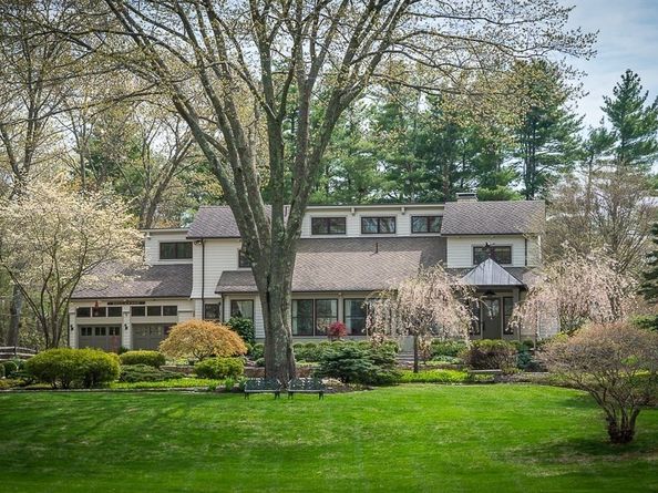 103 Essex Street, Hamilton MA 01982