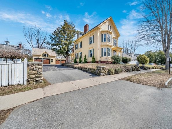 59 Washington St, Ipswich MA 01938