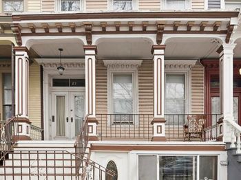 27 Webster Place