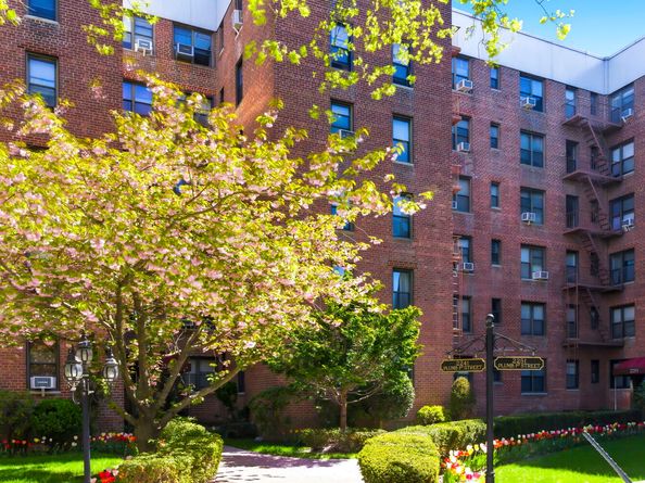 2241 Plumb 1 St Street 3M, Brooklyn NY 11229