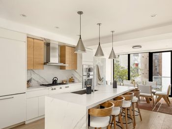 76 West 105th Street