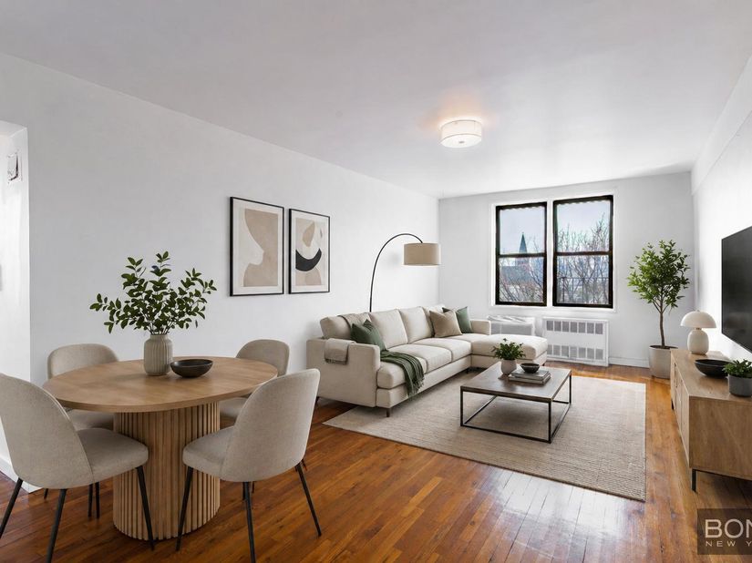 50-21 39th Place 4B, Queens NY 11104