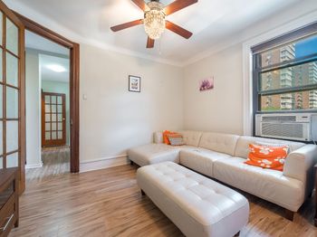 3115 Broadway