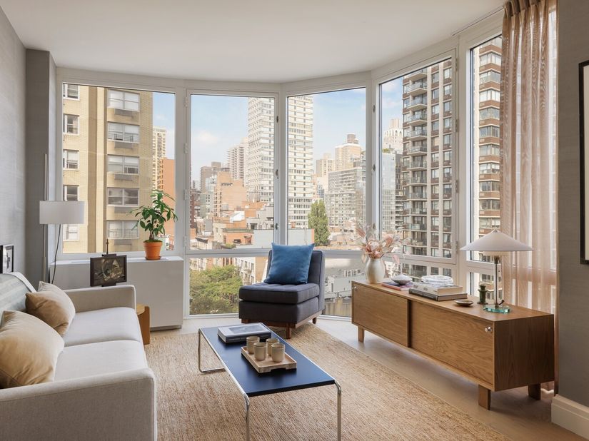 400 East 84th Street 6A, New York NY 10028
