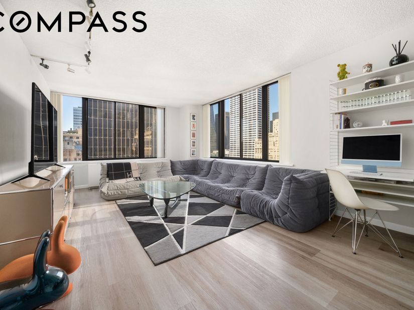 445 5th Avenue 21A, New York NY 10016