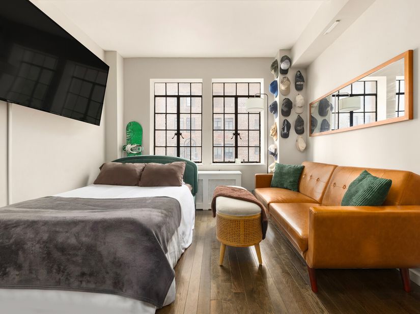 25 Tudor City Place 322, New York NY 10017