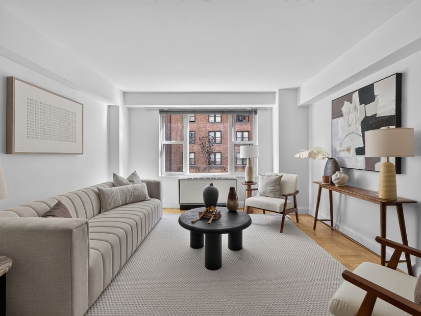 310 Lexington Avenue 6J, New York NY 10016