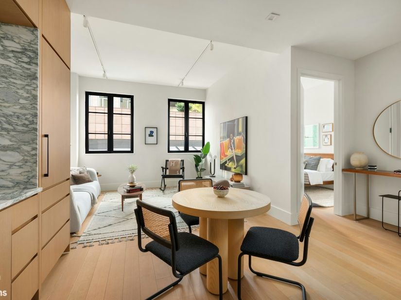 517 West 29th Street 3F, New York NY 10001