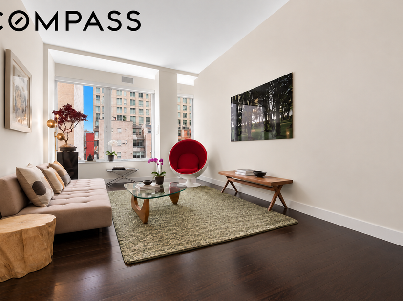 111 Fulton Street 601, New York NY 10038