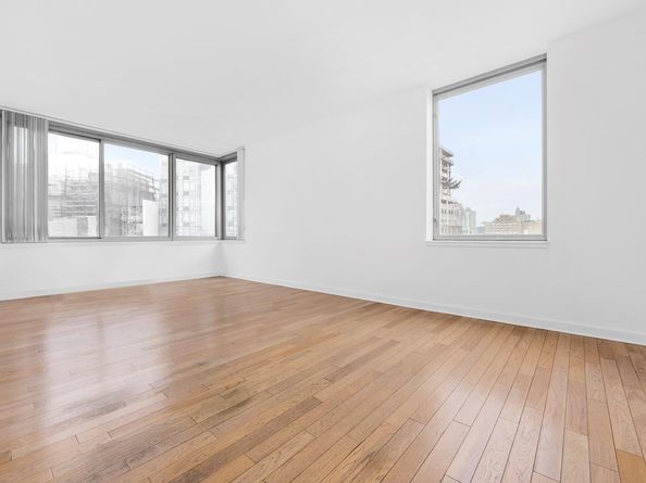 230 Ashland Place 11D, Brooklyn NY 11217