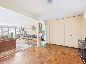 360 East 72nd Street