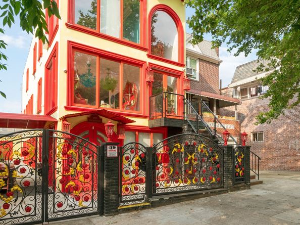 28-07 36th Avenue, Queens NY 11106