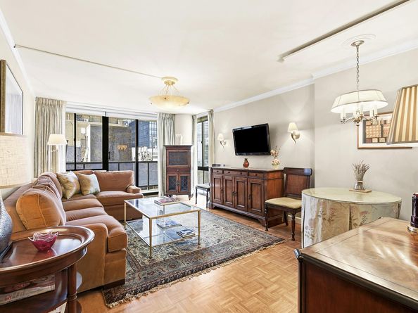 255 East 49th Street 9A, New York NY 10017