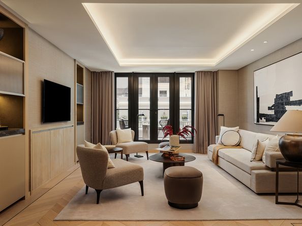 685 5th Avenue 22B, New York NY 10022