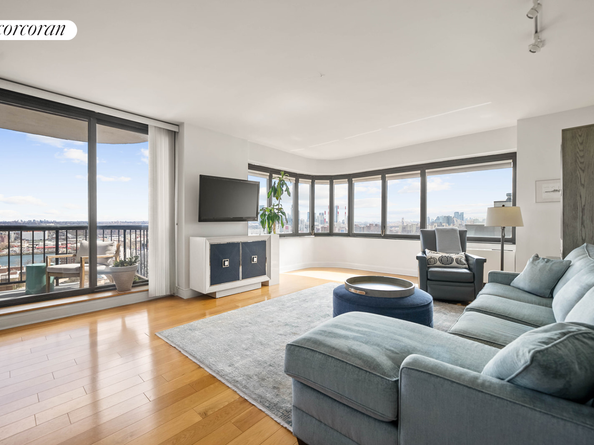 52 East End Avenue 23A, New York NY 10028