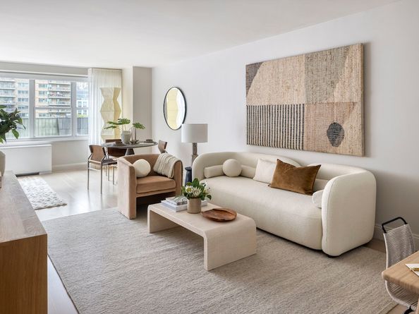 155 West 68th Street 1810, New York NY 10023