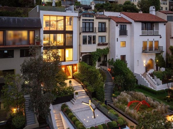 2833 Vallejo Street, San Francisco CA 94123