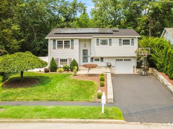 8 Country Club Road