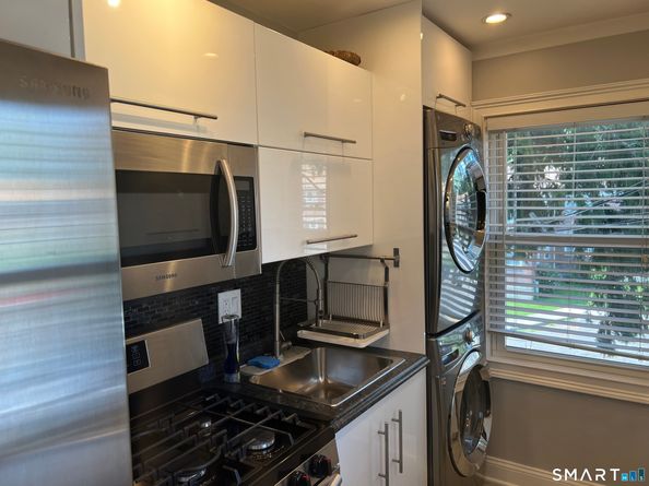 300 Bld #94 N Bishop Avenue 26, Bridgeport CT 06610