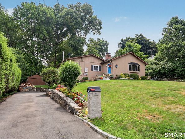 33 Pamlynn Road, Stamford CT 06905